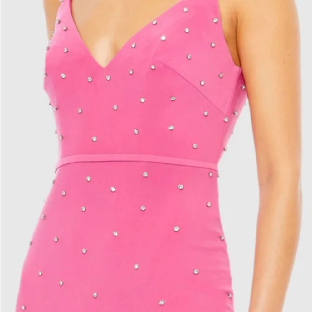 Mac Duggal Pink Rhinestone Embellished Sleeveless V-Neck Gown - Picture 4 of 11